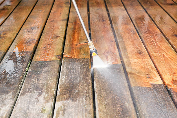 Best Gutter Cleaning  in Buttonwillow, CA